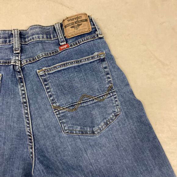 Y2K wrangler baggy bootcut Jeans 34x32 - Picture 2 of 5